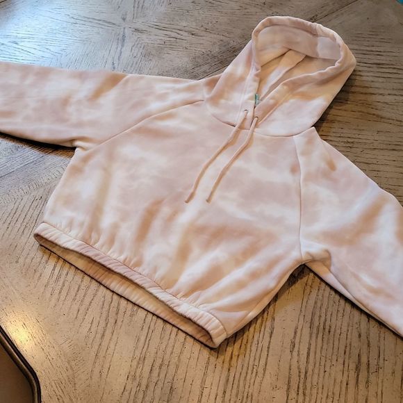 miss posh Sweaters - Tie Dye size M hooded crop sweater 🤍